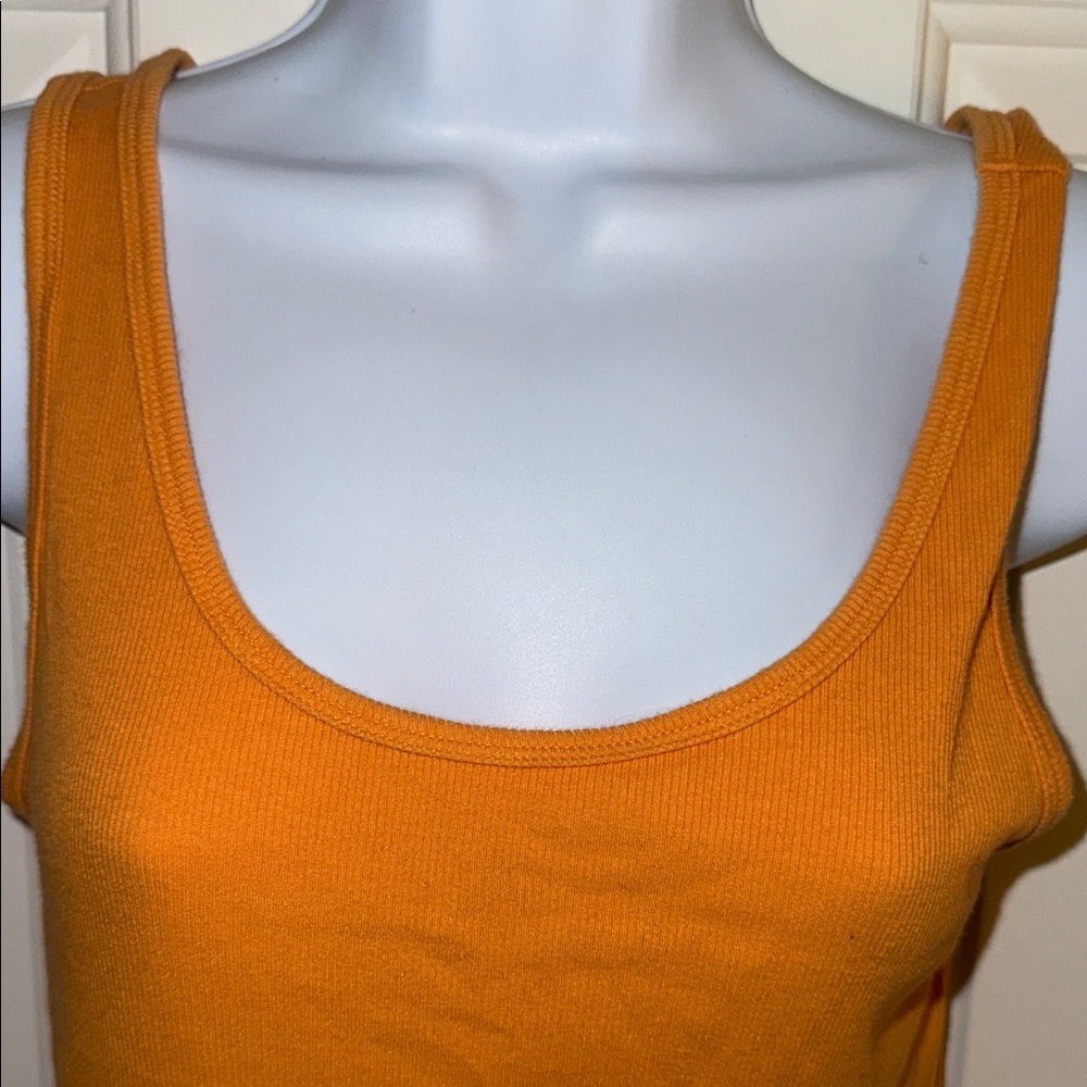 Time and Tru Ribbed Tank Top - Picture 4 of 6